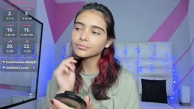 Snapshot of Salome_rouse1 chatting on 09-23-25, 03:42 Salome rouse1 online show from 09-23-25, 03:42