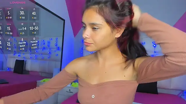 Snapshot of Salome_rouse1 chatting on 09-25-25, 12:14 Salome rouse1 online show from 09-25-25, 12:14