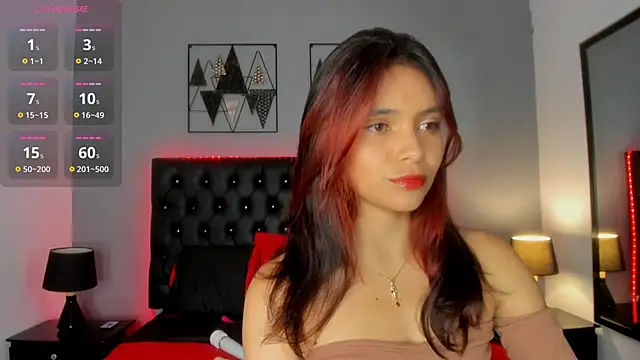 Snapshot of Salome_rouse1 chatting on 11-05-25, 02:44 Salome rouse1 online show from 11-05-25, 02:44