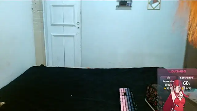 Snapshot of cherrydelioncourt chatting on 06-03-26, 10:59 cherrydelioncourt online show from 06-03-26, 10:59