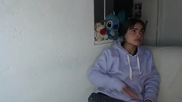 Snapshot of skinny_sweet2411 chatting on 10-01-25, 10:49 skinny sweet2411 online show from 10-01-25, 10:49