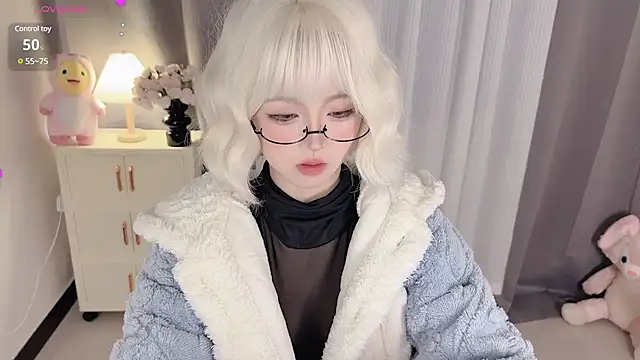 Snapshot of Lucky-susuBB chatting on 12-15-24, 09:56 Lucky-susuBB online show from 12-15-24, 09:56