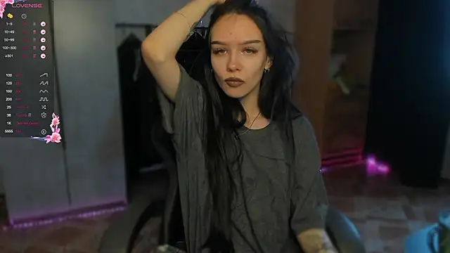 Snapshot of SweetyDeviliya chatting on 02-17-26, 03:47 SweetyDeviliya online show from 02-17-26, 03:47