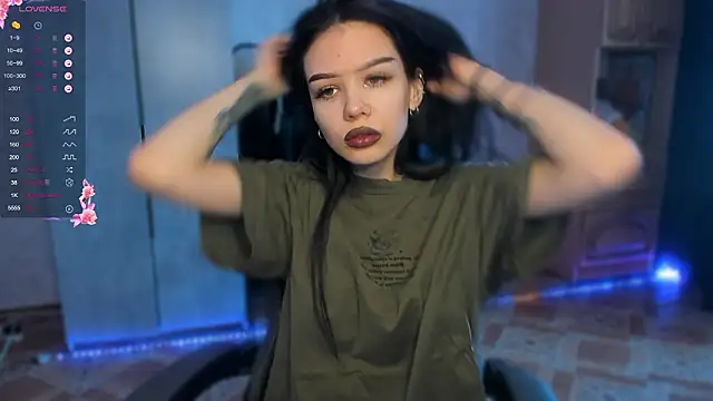 Snapshot of SweetyDeviliya chatting on 02-24-26, 05:16 SweetyDeviliya online show from 02-24-26, 05:16