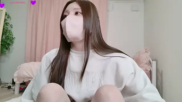 Snapshot of MARIAo0 chatting on 03-13-26, 12:06 MARIAo0 online show from 03-13-26, 12:06