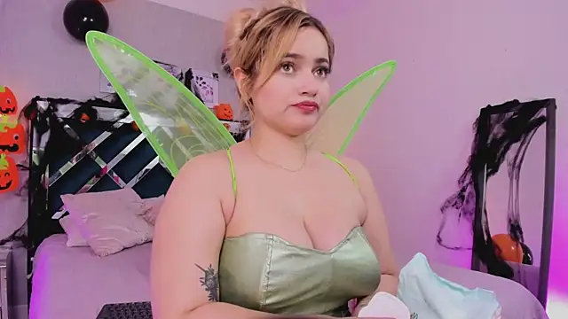 ibella7 online show from 10-30-25, 07:36