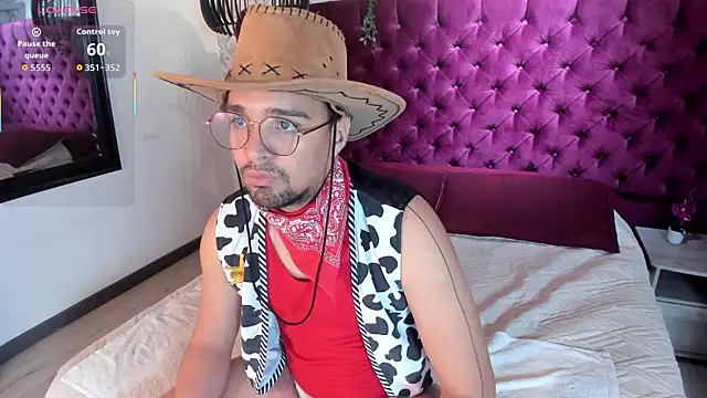 Edward max online show from 04-12-26, 03:11