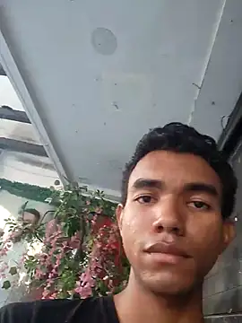 Reynold2608 online show from 04-27-26, 10:08