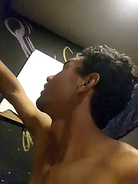 Reynold2608 online show from 04-28-26, 10:04