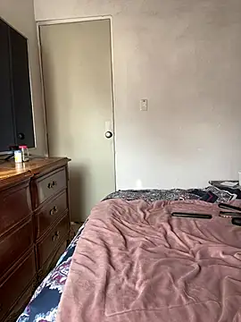 Nina-Chick777 online show from 12-21-24, 09:58