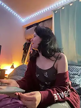 Nina-Chick777 online show from 06-06-26, 07:29