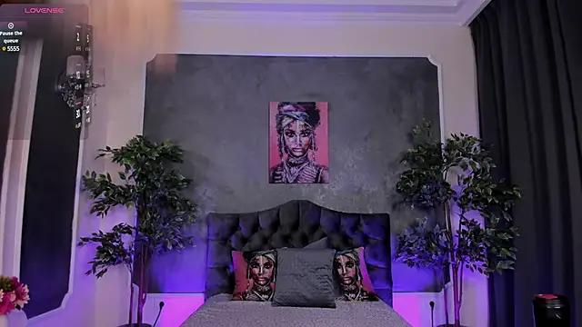 Snapshot of the_arabian_princess chatting on 03-09-25, 04:38 the arabian princess online show from 03-09-25, 04:38