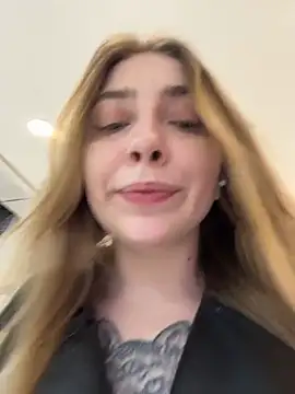 Sunny   Bunny online show from 03-26-26, 01:49