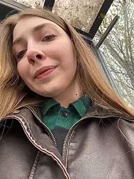 Sunny   Bunny online show from 04-30-26, 01:06