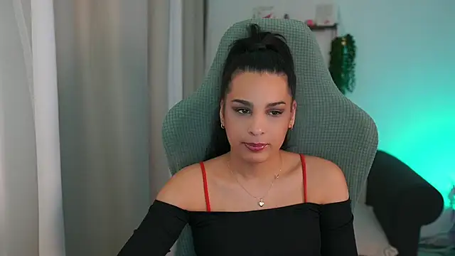 Snapshot of mila__denver chatting on 03-16-25, 11:38 mila denver online show from 03-16-25, 11:38