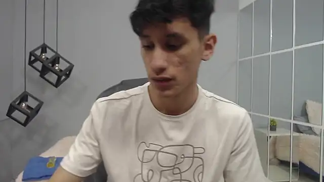 Snapshot of alan_ws chatting on 12-26-24, 12:27 alan ws online show from 12-26-24, 12:27