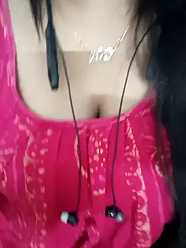 Snapshot of Priya_2222 chatting on 09-27-25, 07:41 Priya 2222 online show from 09-27-25, 07:41