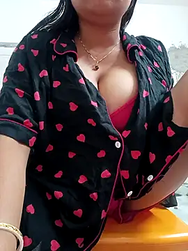 Priya 2222 online show from 04-28-26, 06:35