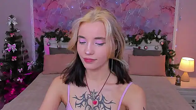 as1an girlfriend online show from 12-20-24, 03:03