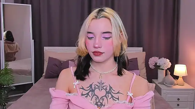 as1an girlfriend online show from 01-24-25, 03:54