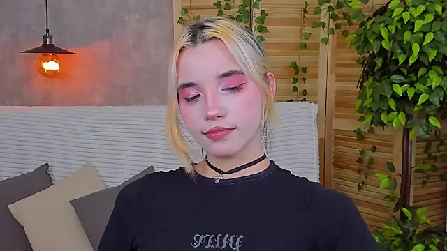 as1an girlfriend online show from 01-28-25, 10:45