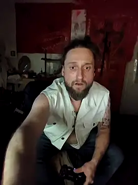 Ozomitro online show from 12-04-25, 03:10