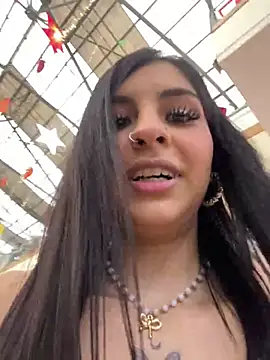 Snapshot of Hilary_pinkk chatting on 12-26-24, 10:20 Hilary pinkk online show from 12-26-24, 10:20