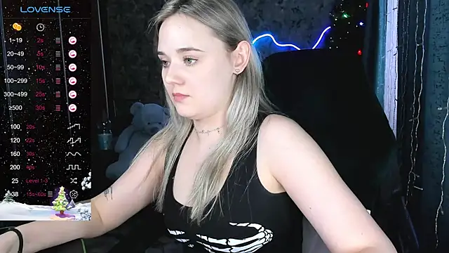 Your small bunny online show from 01-04-25, 04:33