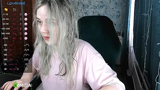 Your small bunny online show from 02-10-25, 04:41