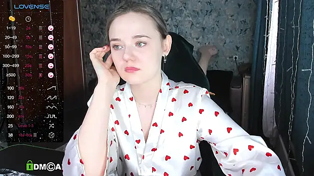 Your small bunny online show from 03-05-25, 03:08