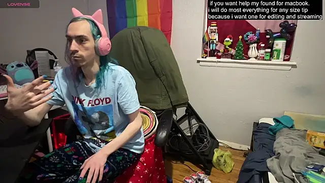 tallnerdyguy online show from 03-15-25, 01:30