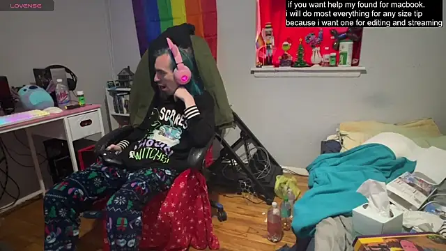 tallnerdyguy online show from 03-17-25, 10:06