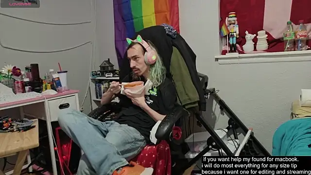 tallnerdyguy online show from 09-14-25, 02:00