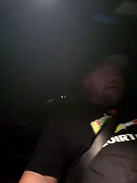 Snapshot of Strong_Bear89 chatting on 01-07-25, 07:10 Strong Bear89 online show from 01-07-25, 07:10