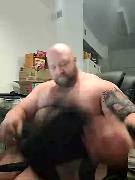 Snapshot of Strong_Bear89 chatting on 01-20-25, 06:42 Strong Bear89 online show from 01-20-25, 06:42