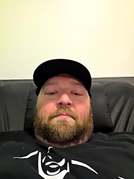 Snapshot of Strong_Bear89 chatting on 02-25-25, 06:25 Strong Bear89 online show from 02-25-25, 06:25