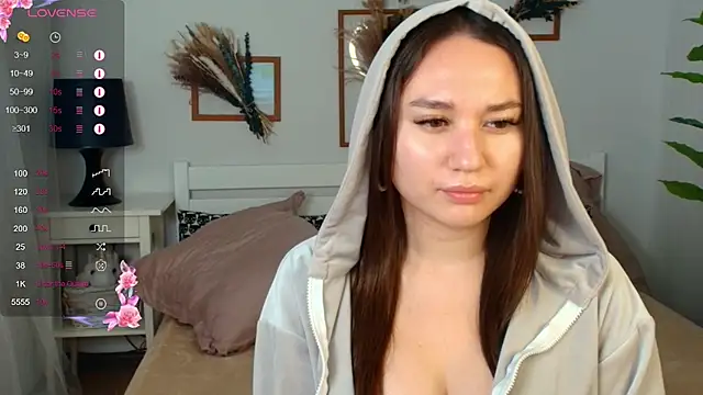 Snapshot of margeriTirell chatting on 12-06-24, 02:46 margeriTirell online show from 12-06-24, 02:46