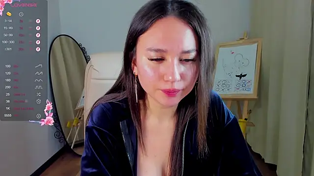 Snapshot of margeriTirell chatting on 12-08-24, 02:49 margeriTirell online show from 12-08-24, 02:49