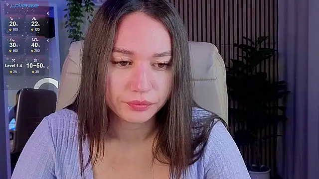 Snapshot of margeriTirell chatting on 10-14-25, 02:23 margeriTirell online show from 10-14-25, 02:23