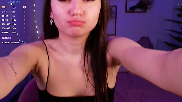 margeriTirell online show from 11-28-25, 03:09