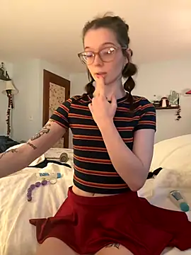 Snapshot of dreamteemergirl chatting on 10-11-25, 09:13 dreamteemergirl online show from 10-11-25, 09:13