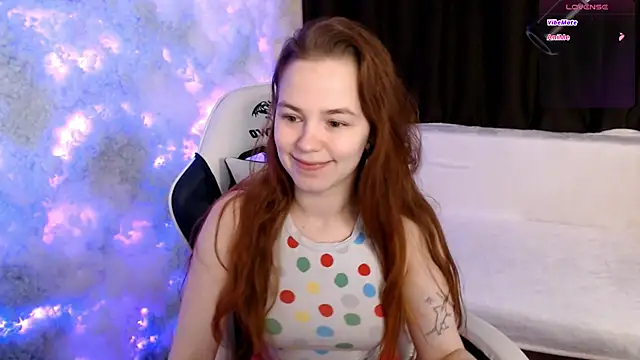 Snapshot of Fox_Lisa chatting on 01-24-25, 11:15 Fox Lisa online show from 01-24-25, 11:15