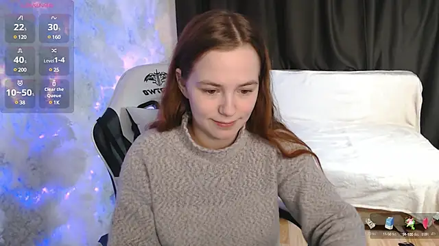 Snapshot of Fox_Lisa chatting on 02-26-25, 10:58 Fox Lisa online show from 02-26-25, 10:58