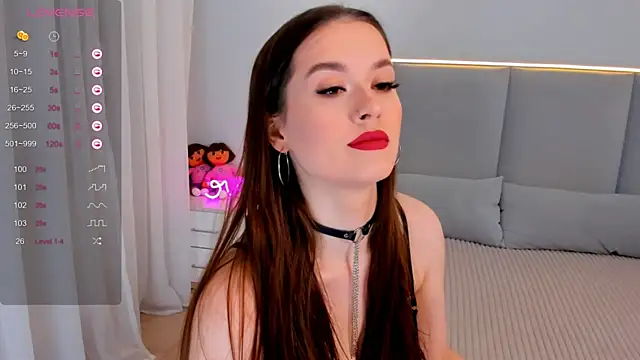 Snapshot of Emeli_Love chatting on 01-07-25, 05:22 Emeli Love online show from 01-07-25, 05:22