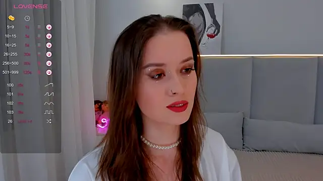 Snapshot of Emeli_Love chatting on 02-15-25, 03:17 Emeli Love online show from 02-15-25, 03:17