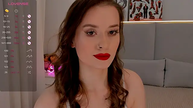 Snapshot of Emeli_Love chatting on 02-21-25, 05:46 Emeli Love online show from 02-21-25, 05:46