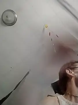 ivylee31 online show from 04-26-26, 07:11