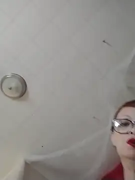 ivylee31 online show from 06-06-26, 09:30