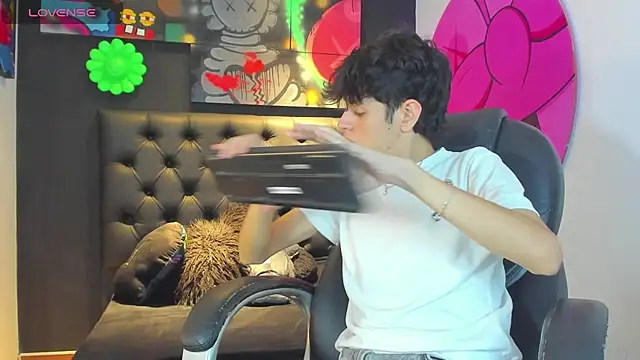 KLAUS SUNRISE XX online show from 10-24-25, 05:04