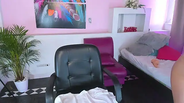 lunoxx  online show from 01-11-25, 08:54